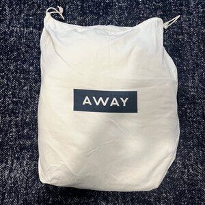 AWAY logo LUGGAGE White Travel Dust Bag Luggage Cover Laundry Bag for carry on